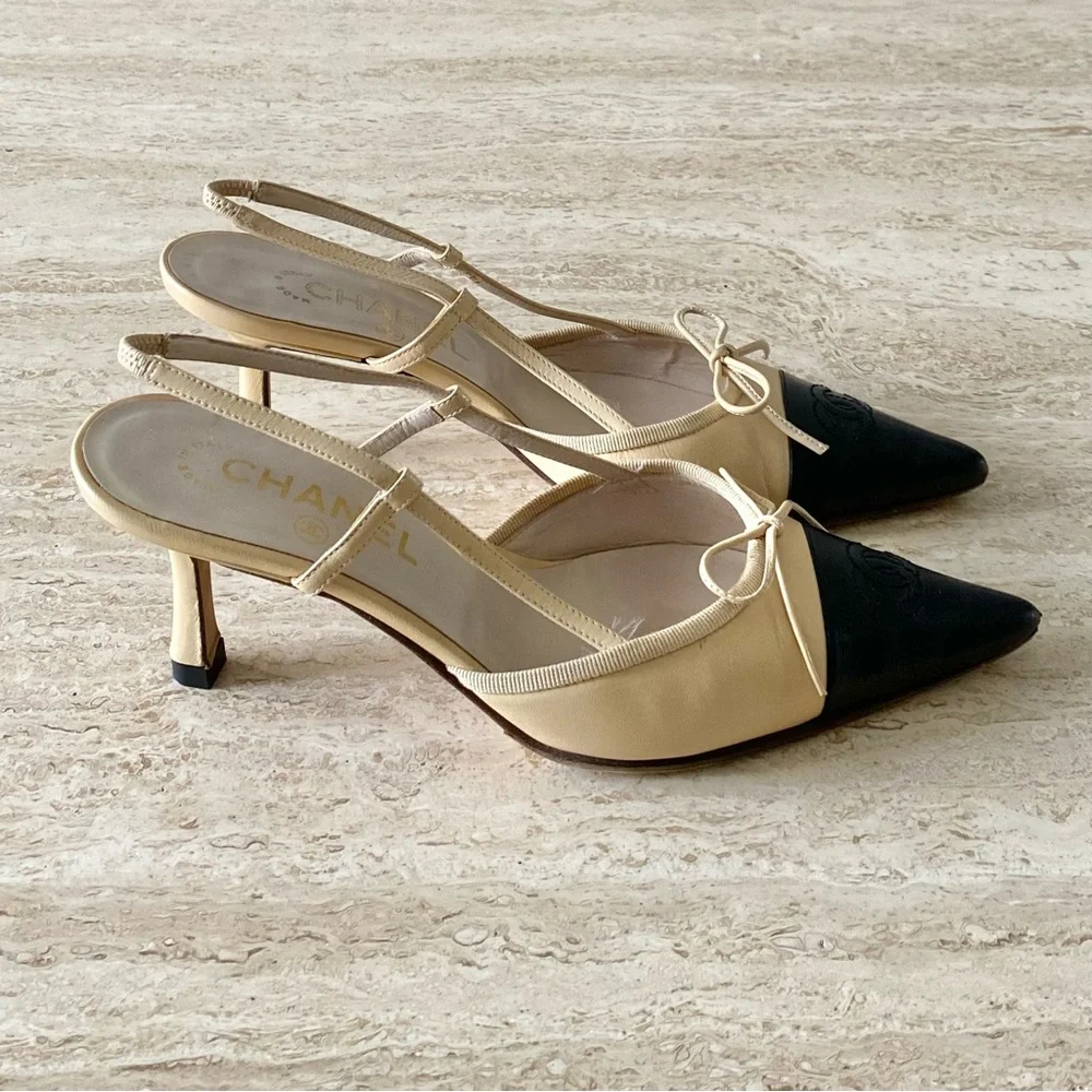 Vintage Chanel CC Bow Cap Toe Slingback Heels - Picture 5 of 10